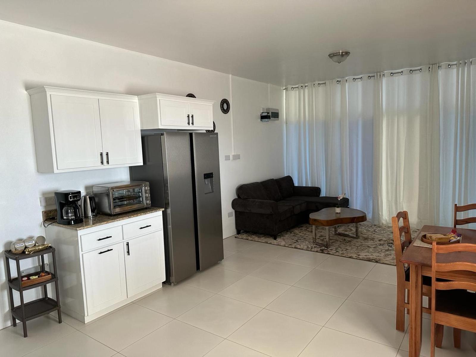 Eldorado Guesthouse & Car Rental 罗索 外观 照片