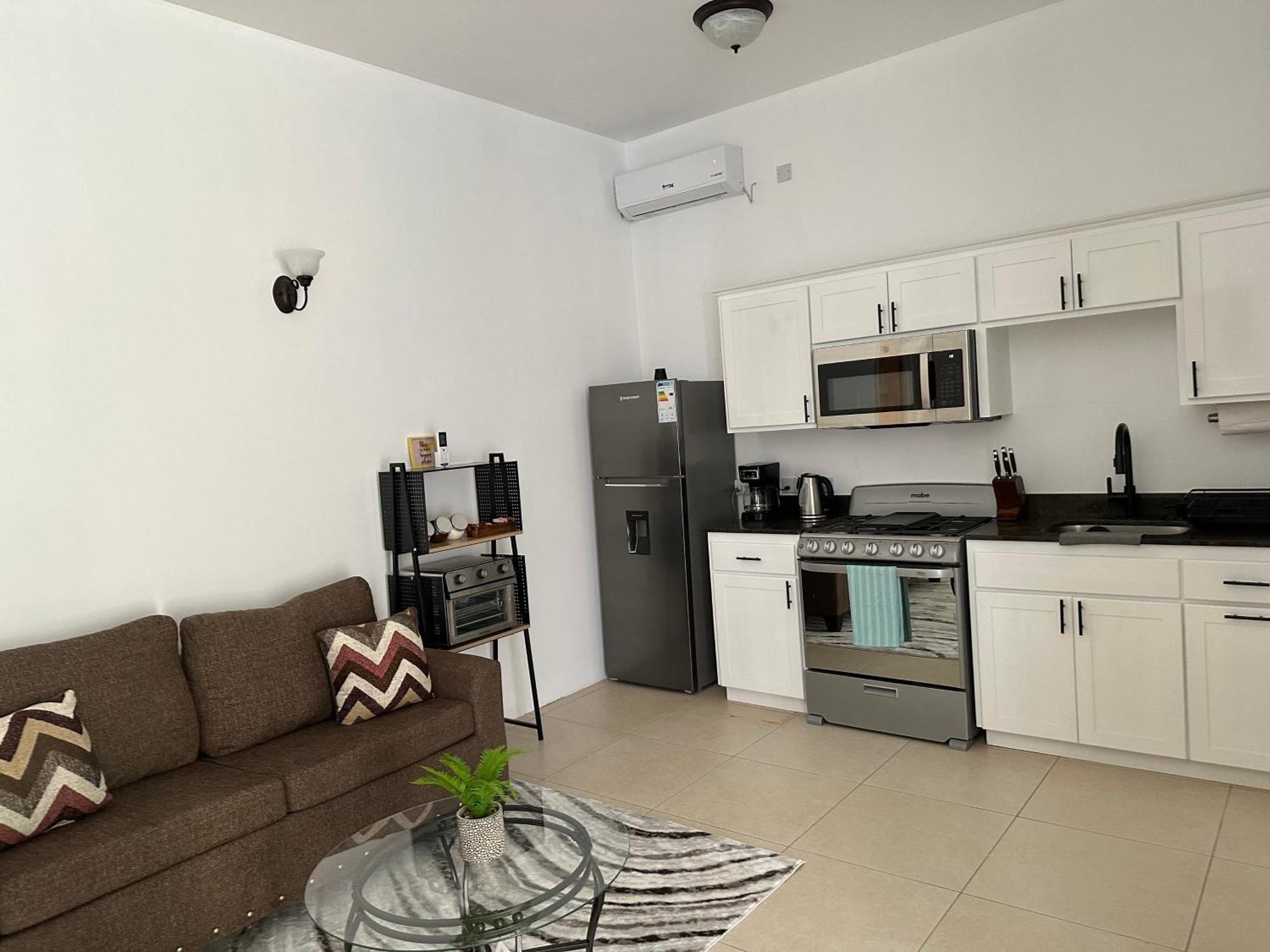 Eldorado Guesthouse & Car Rental 罗索 客房 照片