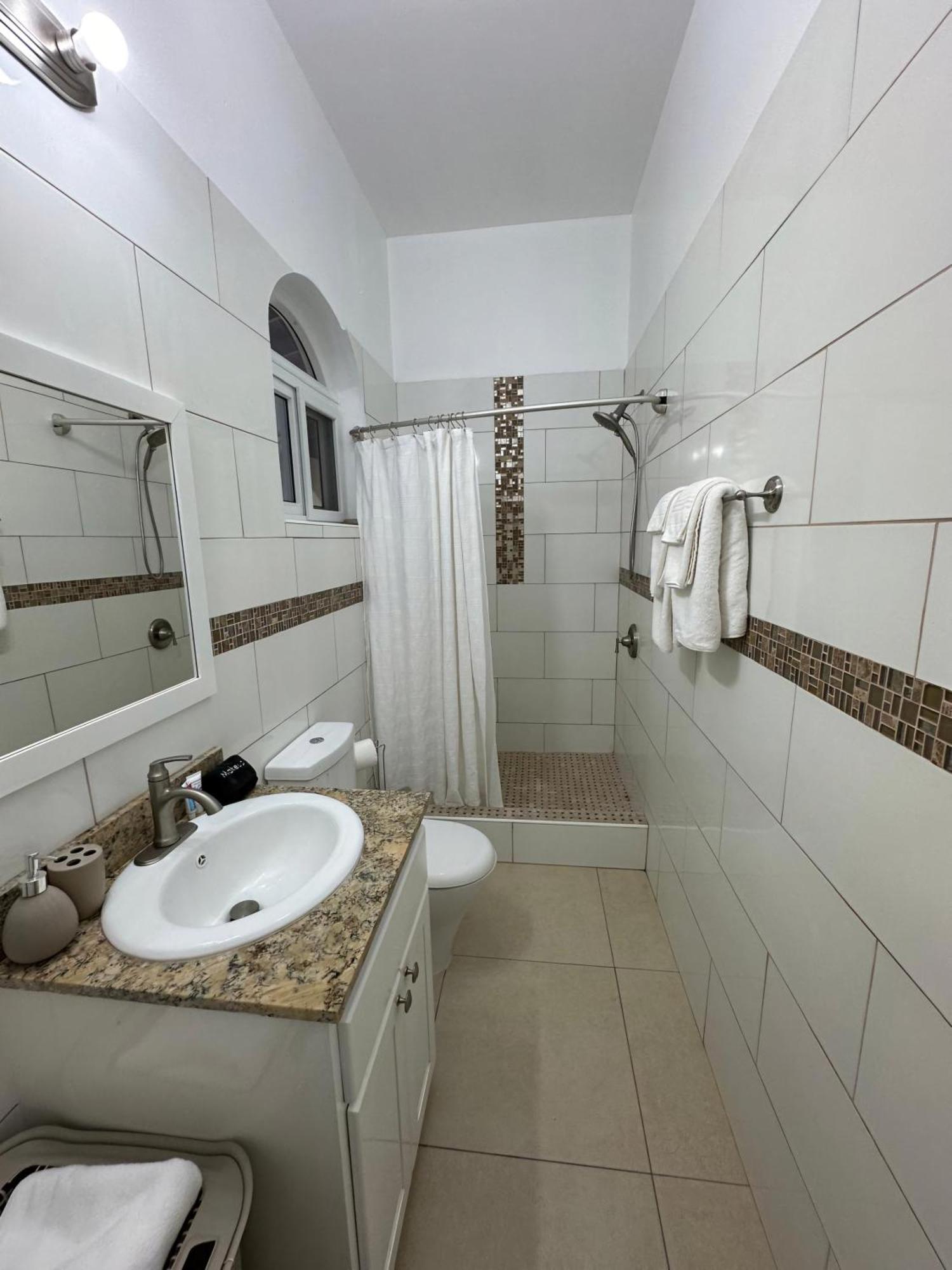 Eldorado Guesthouse & Car Rental 罗索 客房 照片
